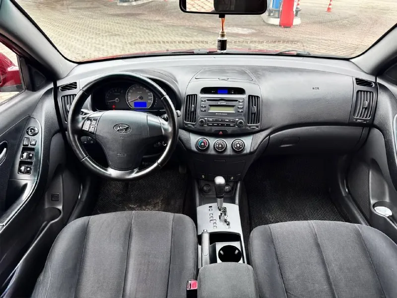 Продам hyundai elantra на автомате 1.6 122.л. с обмен на авто выше. на местном 180 регионе 4 стекло подъемника 2008 года выпуска подогревы сидений кондиционер, все имеется на хорошей комплектации на зимней резине, летняя тоже донецк цена 730 торг- обмен +79495325914 оформление в мрэо - фотография - 5