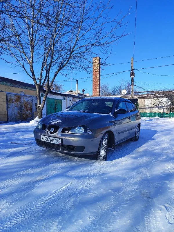 Продажа от первого хозяина! 2 комплекта ключей,2 комплекта резины! состояние сел и поехал, все расхо... - фотография