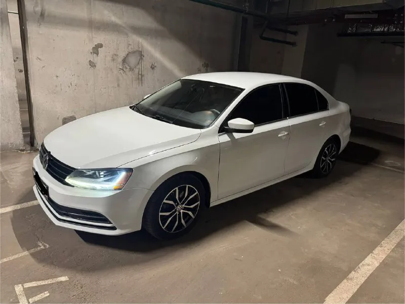 Volkswagen jetta 6 2016г цена 1.450.000. пробег 120.000 ( родной) - любые проверки. второй владелец по птс, машина в хорошем состоянии, работает идеально, никаких нареканий нет. два комплекта резины ( лето новая ). на автомобиле езжу редко, хранилась только в паркинге. перекупам просьба не беспокоить, к машине всегда относился очень бережно, с уходом, будете довольны покупкой! тел. +79525673355 ( можете звонить в любое время или писать на telegram по этому номеру ) - фотография - 2