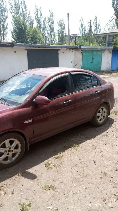 Цена ниже рынка. ❗ в продаже hyundai accent 2007года, с дизельным двигателем 1,5 crdi. второй хозяин. ✅ в идеальном состоянии. сел и поехал. двигатель и ходовка после капитального ремонта. расход дизеля 4,5л на 100 км. дно оцинковано, пороги целые. с документами и переоформлением всё отлично, рф 180 регион. смотреть в г. углегорск, днр. стоимость 499,99т. р. контактные данные (менеджер по продаже) telegram: @svhdollar номер: +79498247587 📞 звоните: +7(949)8247587 - фотография - 2