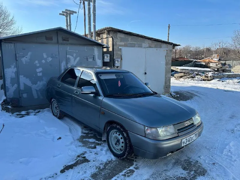 Ваз 2110 (2005 г. в.) техника на 5+ мотор и коробка без нареканий. кузов крепкий, «живой», по лкп ес... - фотография
