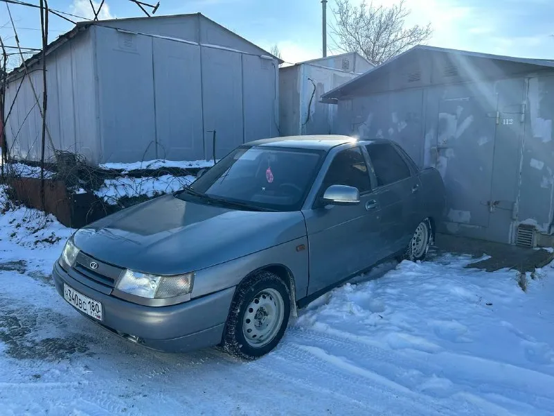 Ваз 2110 (2005 г. в.) техника на 5+ мотор и коробка без нареканий. кузов крепкий, «живой», по лкп есть возрастные нюансы. не критично ! салон чистый, стоит хорошая музыка, центральный замок. обогрев зеркал, печка жарит все работает резина — свежая зима. сел и поехал. цена: 195 000 ₽. торг тел: 9490948535 - фотография - 2