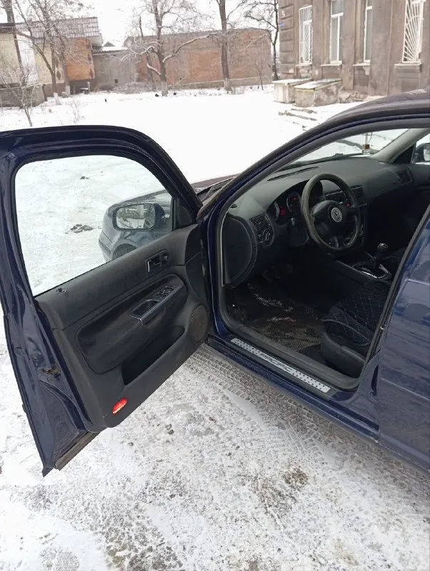 Продам гольф 4 1.6 2003год 266т родного пробега документы стс птс договор купли продажи все ровно abs esp климат контроль кондиционер 400т руб торг присутствует г. енакиево номер телефона. +79493383915 📲 tg: @alexenk180 📞 звоните: +7(949)3383915 - фотография - 4