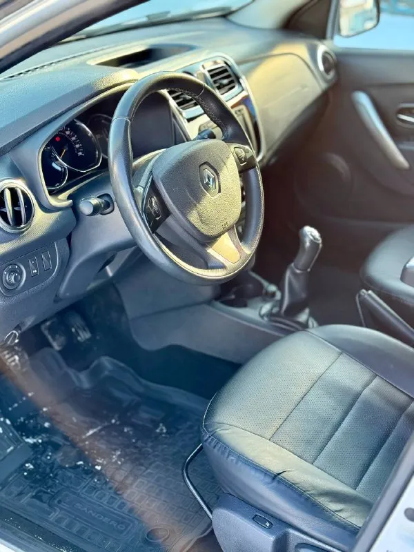 🇫🇷 renault sandero stepway 💰цена: 1 150 000р 🏢город: мариуполь 📅год выпуска: 2015 🧾пробег: 66 785 км. ⚙️двигатель: 1.6 16v. ⛽топливо: бензин ⚙️кпп: механика 📞 телефон: +7-989-263-55-56 +7-949-551-91-52 +7-949-727-41-51 💾 описание. .. emoji" style="background-image:url('//telegram. org/img/emoji/40/e29c85.png')">✅ оцинкованный кузов. ⚙️ двигатель k4m 1.6 16v самый надежный в линейке и довольно резвый. мягкая ходовая, высокий клиренс. ✅ самая максимальная комплектация: ❄️ климат-контроль, гур, abs, 2 airbag, 2 din магнитола с bluetooth, подогрев сидений, птф, круиз-контроль и ограничитель скорости, регулировка по высоте сиденья и руля, кожаный мультируль, полный электопакет. ➕ новая зимняя резина 2025 года улица шевченко 2️⃣6️⃣9️⃣ 🏦 возможна продажа в кредит по двум документам. - фотография - 7