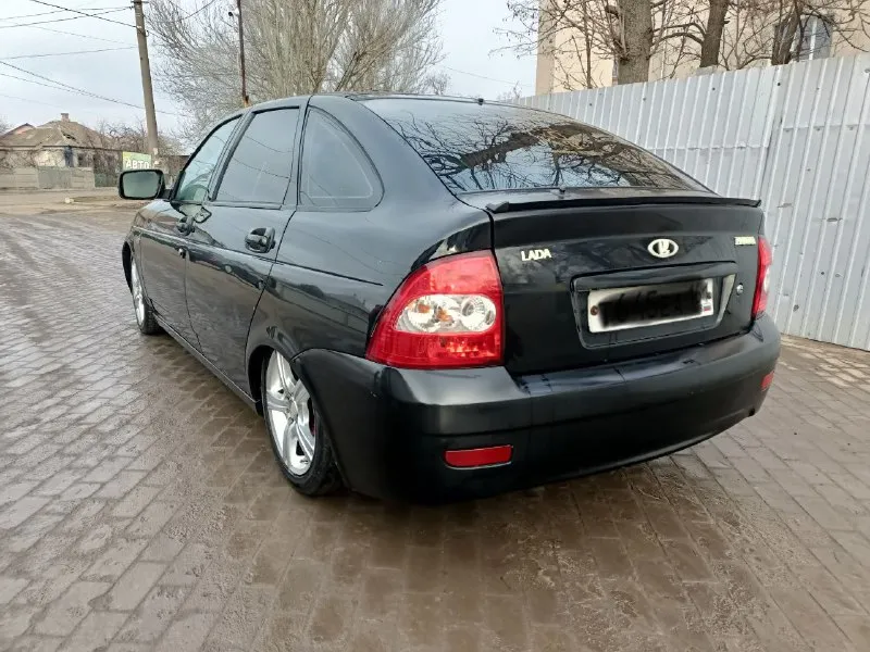 Продам ваз приора 2008 года авто в хорошем состоянии вложении не требуется по документам порядок стаканы лан жероны не гнилые днище целое по коропке всё отлично ходовка на 5 по мотору вопросов нет электро руль электро стекло подъёмники цена 260т. р торг уместен по всем интересующим вопросам звоните по телефону +79497250015 +79498652712 мариуполь 📲 tg: @nazar12334 📞 звоните: +7(949)7250015 - фотография - 3