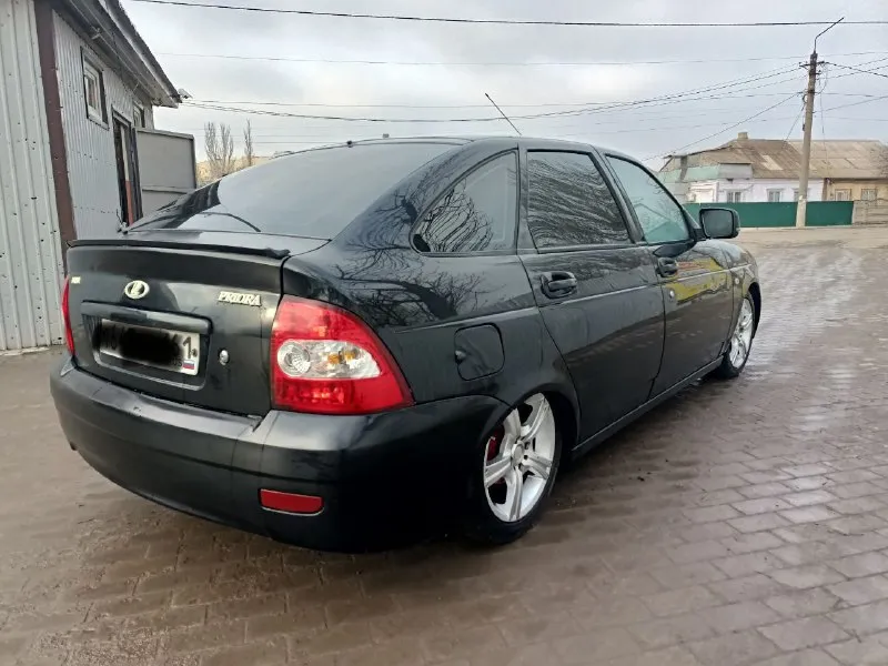 Продам ваз приора 2008 года авто в хорошем состоянии вложении не требуется по документам порядок стаканы лан жероны не гнилые днище целое по коропке всё отлично ходовка на 5 по мотору вопросов нет электро руль электро стекло подъёмники цена 260т. р торг уместен по всем интересующим вопросам звоните по телефону +79497250015 +79498652712 мариуполь 📲 tg: @nazar12334 📞 звоните: +7(949)7250015 - фотография - 4