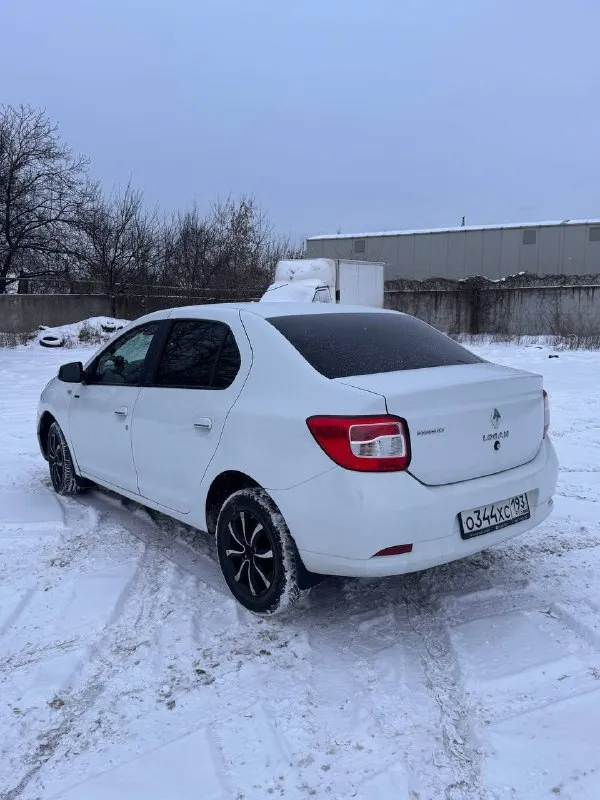 В продаже renault логан 2017 года выпуска. двигатель объемом 1.6 литра. автомобиль в хорошем состоянии и не требует вложений. технически исправен. салон в хорошем состоянии. электропакет, подогрев сидений, кондиционер. цена 575 тыс. рублей. реальному покупателю торг. автомобиль находится в г. донецке. тел. +79493215821, +79495339607-телеграм. 📲 tg: евгений 📞 звоните: +7(949)3215821 - фотография - 4