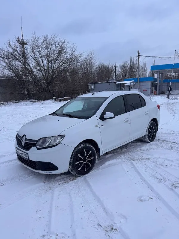 В продаже renault логан 2017 года выпуска. двигатель объемом 1.6 литра. автомобиль в хорошем состоянии и не требует вложений. технически исправен. салон в хорошем состоянии. электропакет, подогрев сидений, кондиционер. цена 575 тыс. рублей. реальному покупателю торг. автомобиль находится в г. донецке. тел. +79493215821, +79495339607-телеграм. 📲 tg: евгений 📞 звоните: +7(949)3215821 - фотография - 5