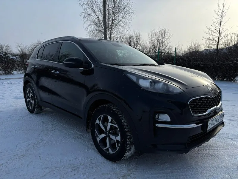 Продам kia sportage, 2020 г
: 2.0 ( 150 Л/с, бензин)
Коробка : автомат
Состояние: отличное
Пробег:139 000 км
Цена: 2 300 000
Продаю надежный, красивый и качественный городской кроссовер. Автомобиль внешне и технически в прекрасном состоянии. Полностью в заводском окрасе, кузов без ржавчины. Есть все для комфортной езды: 2х зонный климат контроль, подогрев сидений, мульти руль с подогревом, складывающиеся боковые зеркала, датчики давления в шинах. Двигатель без задиров, коробка работает идеально, переключает плавно без пинков. Автомобиль без дтп. Автотека зеленая! Пробег оригинальный! Машиной останетесь довольны!
Осмотр г. Алчевск. Звонить +79592411748
Telegram-
+79009452986
📞 Звоните: +7(959)2411748 - фотография - 3