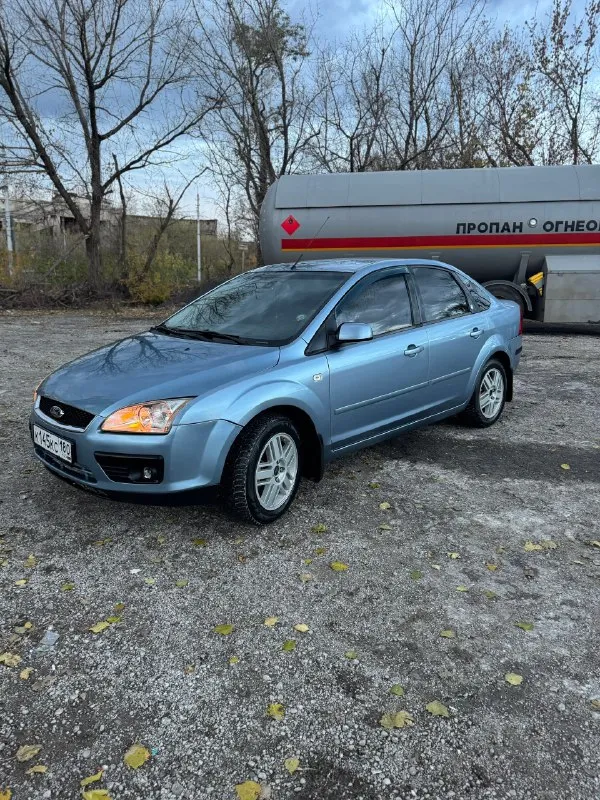 Продам ford focus 2005 года, мотор 2.0 литра (мотор контрактный 64000 км, документы на руках)по ходовую нареканий нету(перебирались)стоит в машине хороший свет, музыка. состояние хорошая я хозяин, любое переоформление. цена 650000 +79495023914. 📞 звоните: +7(949)5023914 - фотография - 5
