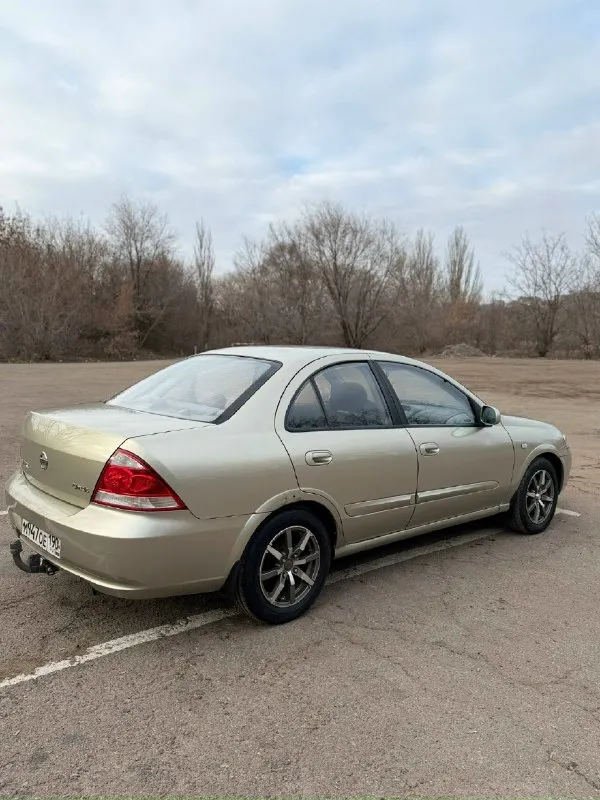 Продам almera classic 2007г 1,6 механика автомобиль очень резвый, двигатель работает ровно, тихо, без каких либо ошибок, коробка тоже. ходовая в норме. салон практически идеальный. есть подогрев и вентиляция передних сидений, абс, электрокорректор фар, зеркал. на хорошей зимней резине. в комплекте полноразмерное родное запасное колесо на литом диске. на задних арках имеются не критичные рыжики. 2 хозяина. авто все документы на руках! цена:370.000 небольшой торг у капота присутствует! г. торез +7-949-472-93-00, +7-949-082-78-38 или в лс 📞 звоните: +7(949)4729300 - фотография - 3