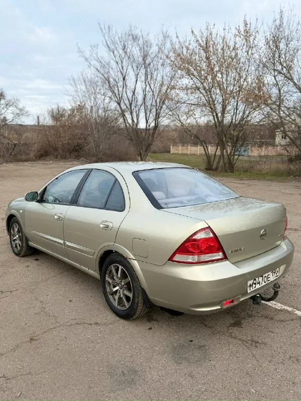 Продам almera classic 2007г 1,6 механика автомобиль очень резвый, двигатель работает ровно, тихо, без каких либо ошибок, коробка тоже. ходовая в норме. салон практически идеальный. есть подогрев и вентиляция передних сидений, абс, электрокорректор фар, зеркал. на хорошей зимней резине. в комплекте полноразмерное родное запасное колесо на литом диске. на задних арках имеются не критичные рыжики. 2 хозяина. авто все документы на руках! цена:370.000 небольшой торг у капота присутствует! г. торез +7-949-472-93-00, +7-949-082-78-38 или в лс 📞 звоните: +7(949)4729300 - фотография - 6