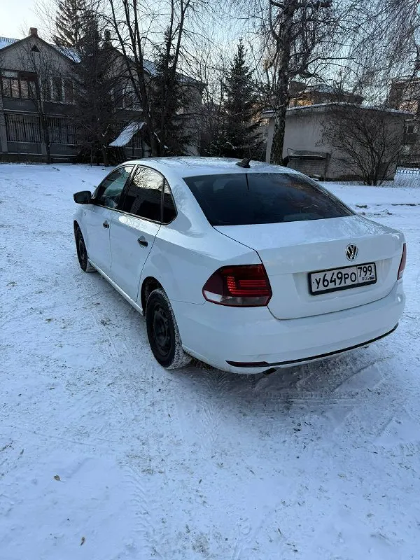 В макеевке в наличии volkswagen polo 2019 года 1 хозяин оригинал птс два ключа 1.6 бензин 90 л. с механика передний привод комлектация trendline 4 эсп большой экран мультимедия не гнилой не ржавый без ошибок технически идеален никаких вложений не требует вин номера читаются отлично дно/пороги в отличном состоянии по прибору кузов весь бьется в родном окрасе не более 120 микрон цена 750 000 +7 (949) 438-81-25 📲 tg: vados 📞 звоните: +7(949)4388125 - фотография - 3