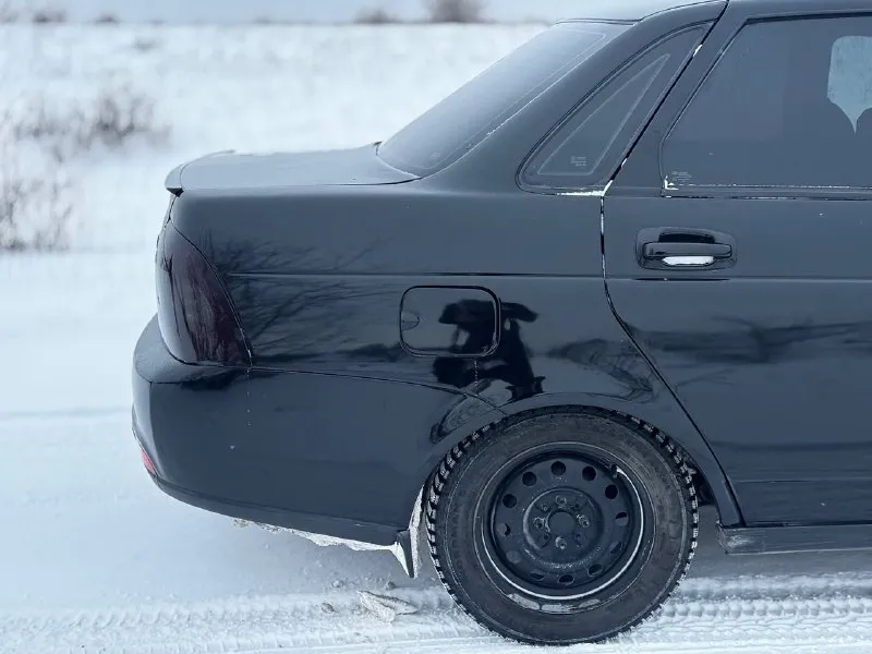 Продам lada priora 2008 года выпуска 1.6 16valve машина в очень хорошем состоянии. техническая часть без нареканий, все работает в штатном режиме. чистый ухоженный салон. 2 стеклоподъемника, эл. зеркала, центральный замок. линзовые туманки, хороший свет фар. стоит хорошая новая зимняя резина. стаканы, днище, все эти моменты в хорошем состоянии. по машине было много сделано работы, делалась под себя. стоит очень хорошая музыка( + - на 50 тысяч рублей) так-же стоит выхлоп полностью трасса stinger! компрессия везде по 14( могу скинуть видео по желанию) документы в полном порядке переоформление в мрэо без проблем ! за машину не стыдно, любые проверки! обоснованный торг у капота. так-же могу предоставить видео, фото дополнительные! машина в шумке. 💰цена: 365.000 тыс. рублей 📞контакты: +79498554722 - фотография - 8