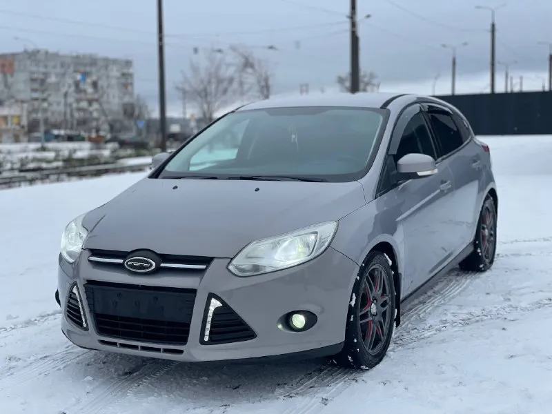 Продам ford focus 3 год выпуска 2011 эксплуатация с 2012 у автомобиля была бережная эксплуатация кор... - фотография