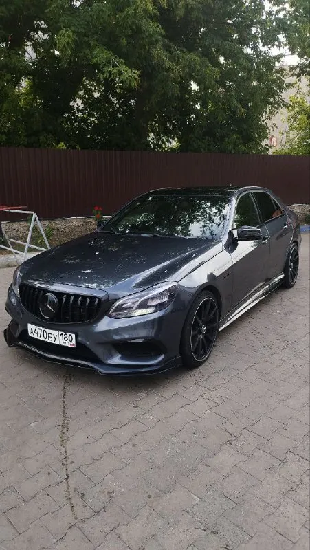Продам mercedes benz e-class 350 объем 3.5 атмосфера 276 , задний привод.2016 год 222.000 км родного пробега, растёт. резина на дисках зима/лето. переоформление без проблем, висит залог от банка который закрылся, переоформление без проблем! 2.100.000₽ торг +79496395209 📞 звоните: +7(949)6395209 - фотография - 10