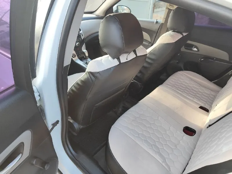 Здравствуйте. продам шевроле круз 2015 г. в. мотор 1.6, коробка автомат. состояние хорошее, вложений не требует!! три года в семье! продаёт хозяйка! находится в иловайске. цена 750 т. р. торг. тел+79493495399 - фотография - 10