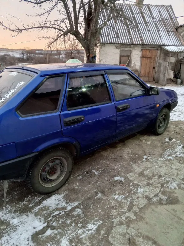 Продам ваз 2109 в хорошем состоянии вложений не требует машина делалась для себя очень много вложено я владелец цэник вижу 280000к рублей остальные вопросы по телефону +7 949 364-16-90 донецк 📲 tg: @maloy180rus 📞 звоните: +7(949)3641690 - фотография - 6