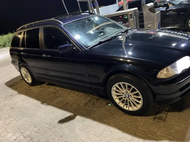 🚙марка: bmw e46 touring ⚙️двигатель: 2.0 (136л. с) ⛽️вид топлива: 📅год выпуска: 2000 💴цена:.444000ру... - фотография