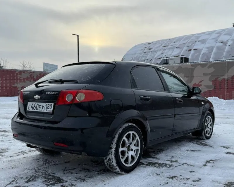 Chevrolet lacetti 1.4 мт цена: 485 000 город: донецк год выпуска: 2008 пробег: 250 000км двигатель: 1.4 топливо: бензин кпп: механика собственник: да телефон: +79493084655 (тг на этом же номере, могут быть проблемы со связью) на 200 000км была капиталка. техническое состояние отличное. днище и пороги на месте и обработаны. кондиционер заправлен. парктроники. шумоизоляция дверей. 2 din магнитола с bluetooth 2 комплекта резины. - фотография - 4