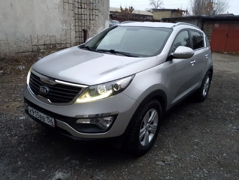 Kia sportage 3 цена: 1.350.000 торг год: 2013 пробег: 160.000 двигатель: 2.0л 150л. с. привод: передний кпп: автомат номер : +79494296251 хорошее состояние. зеленая автотека. , автомат работают без нареканий. 2х зонный климат, подогрев всех сидений, мультируль, круиз контроль. в родном окрасе. 2 ключа, 2 комплекта резины(хорошей). автотека по запросу. 📞 звоните: +7(949)4296251 - фотография - 2