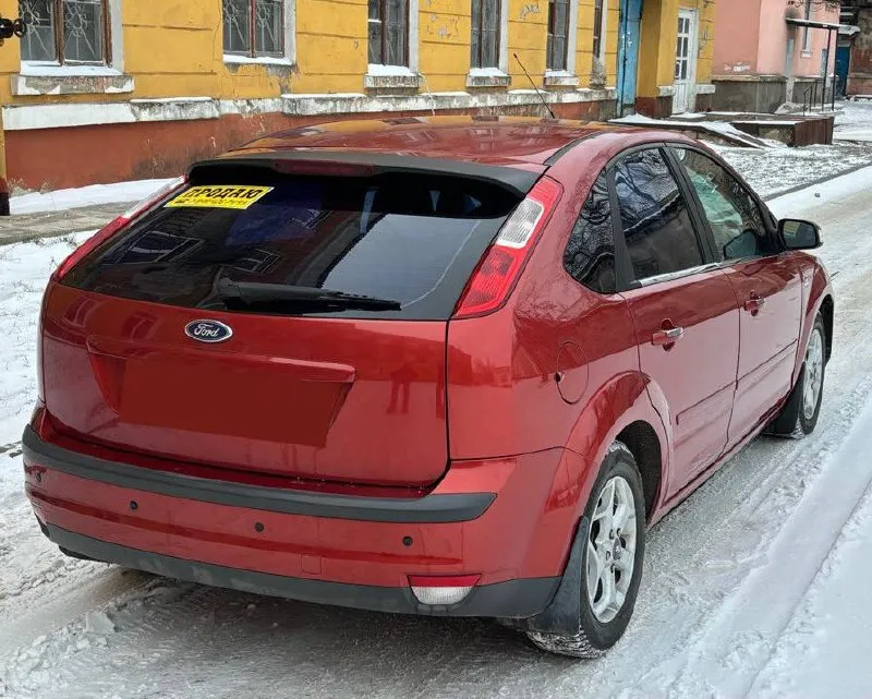 Срочно ‼️ продам ford focus 2007г. авто в превосходном состоянии! в жирной комплектации! зеленая автотека (без дтп). 8 лет в одной семье! кузов как по фото, гниль или ржавчина отсутствуют! герметики завод! родное остекление! техническая часть абсолютно без вложений! двигатель коробка ходовая на отлично! мотор 1.8 работает ровно! без постороннего шума! масло не берет! кпп переключается плавно! без хрустов и вылетов! ходовая часть взбитая! без стуков и скрипов! комплектации chia, климат контроль, система abs esp, подогрев сидений, гидроусилитель руля, 4.стеклоподъемника, эл. регулировка зеркал, заводские книжки, два ключа, сигнализация matrix 300x с автозапуском. документы чистые без штрафов запретов, оформление без проблем! цена 505.000 реальному покупателю хороший торг! тел: +7 (949) 092-80-91 тел: +7 (949) 426-74-93 telegram: +7 905 496-06-38. - фотография - 3