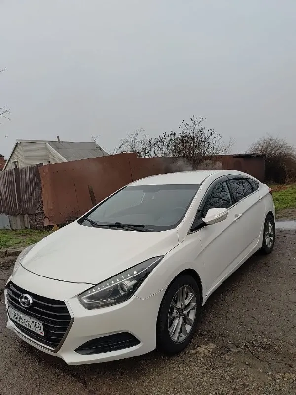 Приветствую🖐 hyundai i 40 2016 год 2.0 6 ти ступенчатый автомат побег 192780т км про автомобиль : замена цепи 192542т км фото в описании новый радиатор печки в принципе по машине проблем нет лкп в порядке есть пару вмятин салон требует химчистки по ходовой с зади саленблок по документам полнейший порядок есть действующийй техосмотр цена 870 т +79524111926 мариуполь - фотография - 5