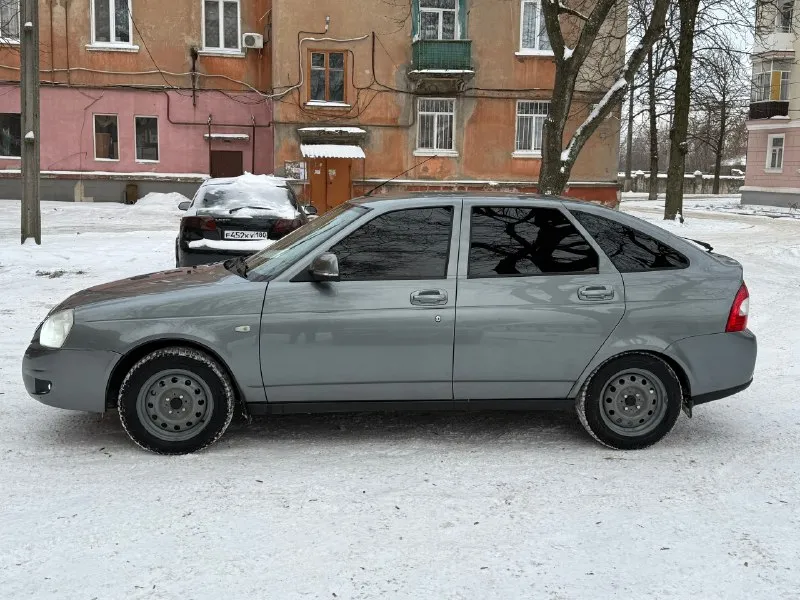 Продам ваз priora 2013 год автомобиль в идеальнейшим состоянии!!! я второй хозяин за всё время родной пробег 132тыс вся в родном окрасе без дтп! без сколов и тд хранилась в теплом гараже! в машину вложено душа и много денег! переодета в приора 2 родные бампера и стопы имеются выхлоп subaru саунд полная трасса хорошая акустика буфер усилитель и тд везде led лампы фсо два этажа сигнализация с автозапуском две пары колёс зима новая лето на дорогих дисках оригинал! и многое другое! цена 540 тыс торг +7 (949) 532-36-51 если не дозвонитесь пишите в telegram 📞 звоните: +7(949)5323651 - фотография - 5