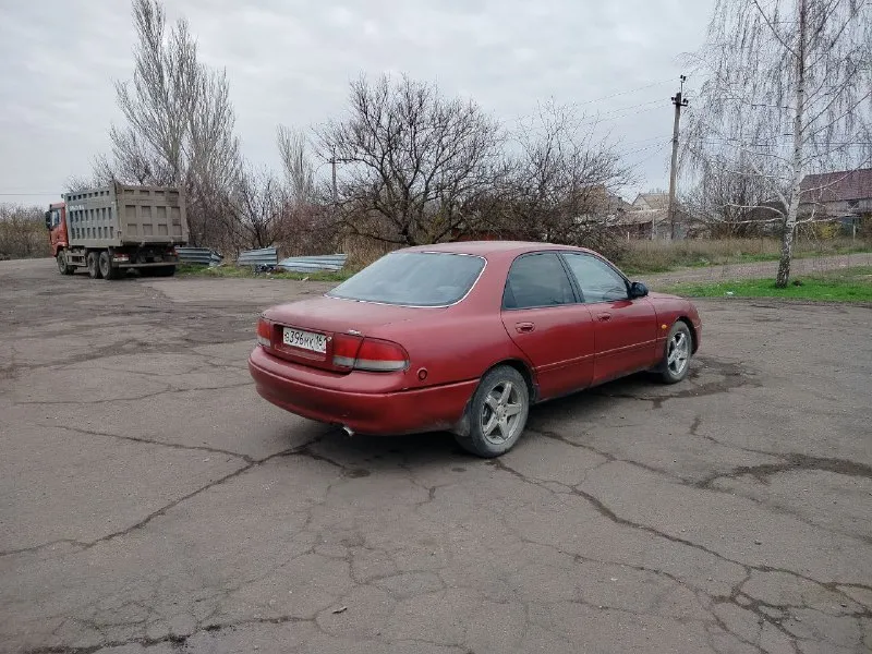 Продам. mazda 626 93 года. 1.8 газ/бензин авто без проблем на полном увереном ходу. не гнилая. документы стс, птс, дкп полное переоформление. цена 155 000 +79490397688 📲 tg: @roy209t 📞 звоните: +7(949)0397688 - фотография - 2