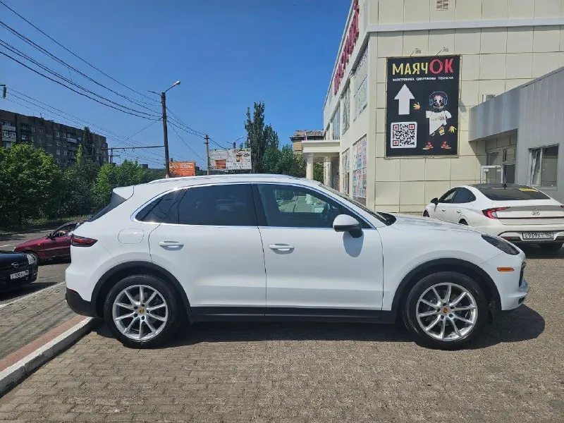 Продам porsche cayenne 2018 года пробег 45т бензин 3 литра цена: 6.000.000 рублей звонить: +79494287668 - кристина 📞 звоните: +7(949)4287668 - фотография - 3