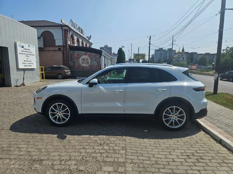 Продам porsche cayenne 2018 года пробег 45т бензин 3 литра цена: 6.000.000 рублей звонить: +79494287668 - кристина 📞 звоните: +7(949)4287668 - фотография - 8