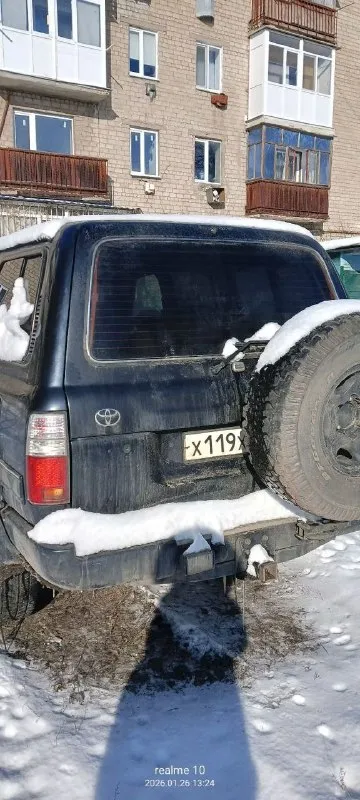 Продам легенду toyota land cruiser 80 (рестайлинг) легендарный внедорожник, который не нуждается в представлении 🔥 надёжный, мощный и проверенный временем. 🔹 год выпуска: 1996 🔹 рестайлинг 🔹 двигатель: 4.5 бензин 🔹 кпп: механика 🔹 документы: полный порядок, без проблем 🔹 салон: новая торпеда 🔹 безопасность: подушки безопасности 🔹 ходовая часть перебребранная автомобиль в хорошем состоянии, готов к эксплуатации — как для города, так и для бездорожья. 💰 цена: 1 700 000 ₽ 🤝 торг: уместен при осмотре 📷 осмотр в г. докучаевск 📞 телефон: +7 949 612-44-38 📞 звоните: +7(949)6124438 - фотография - 9