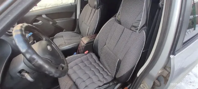 Продам лада гранта, 2015 г. , 8- ми клапан. ,198000- пробег. все сделано. цена 450 т, торг. сел и поехал. летняя резина на железных дисках прилагается. звонить +79493135413 - фотография - 8