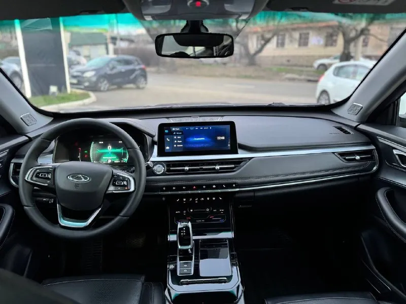 Chery tiggo 7pro. 2022 год, 72.500 тыс. км. пробег. 1.5т мотор, коробка автомат. камера заднего вида, двухзонный климат контроль, подогрев сидений и подогрев руля. бесключевой доступ, старт/стоп. лэд оптика. 1.600₽ +7(949)7117711 📞 🇷🇺 звоните: +79497117711 - фотография - 5