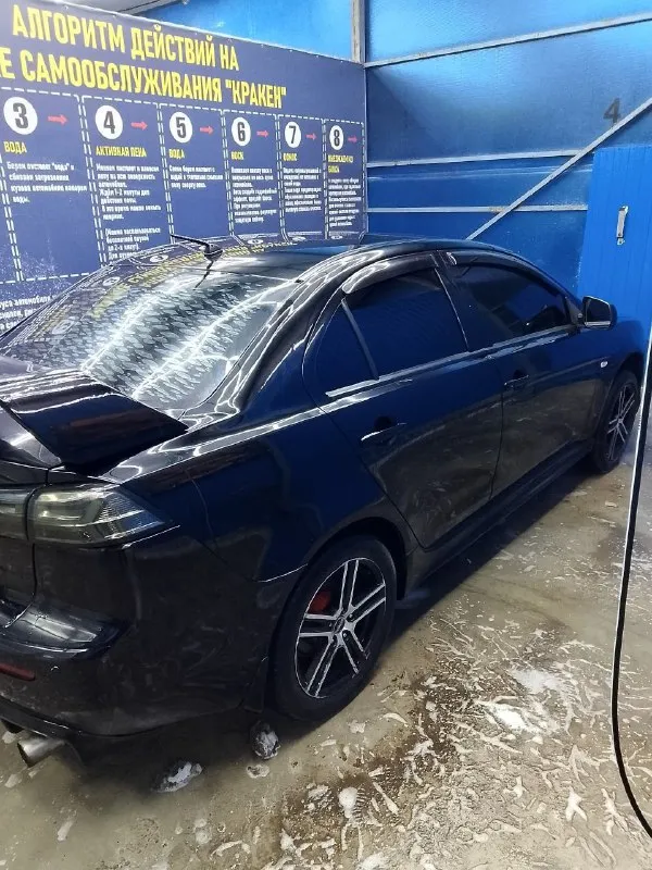 Митсубиси лансер х. т.с 2008год. пробег 239 тысяч км. обьем двигателя 1.8 литра. два хозяина. окрас капота и крыла. во владение 2 года. донецк. телефон для связи +79494391244 цена: 650 тысяч рублей. - фотография - 3