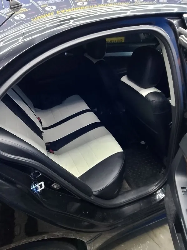 Митсубиси лансер х. т.с 2008год. пробег 239 тысяч км. обьем двигателя 1.8 литра. два хозяина. окрас капота и крыла. во владение 2 года. донецк. телефон для связи +79494391244 цена: 650 тысяч рублей. - фотография - 8