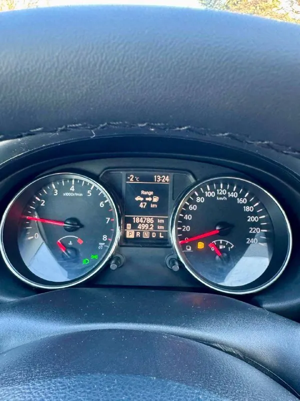 🇯🇵 nissan qashqai rest 💰цена: 870 000р 🏢город: мариуполь 📅год выпуска: 2013 🧾пробег: 184 786км. ⚙️двигатель: 1.6 16v. ⛽топливо: бензин ⚙️кпп: автомат 📞 телефон: +7-949-727-41-51 +7-949-551-91-52 +7-989-263-55-56 hr16 ✅ техническая часть на 5+ ✅ оригинальный пробег ✅ отличное состояние ✅ заводские стёкла ✅ отличная комплектация: ❄️ кондиционер (работает отлично), магнитола с bluetooth и камерой заднего вида, подогрев сидений, гур, abs, кожаный мультируль, хороший led свет, подлокотник, задний парктроник, омыватель фар, центральный замок. улица шевченко 2️⃣6️⃣9️⃣ 🏦 возможна продажа в кредит по двум документам. - фотография - 10