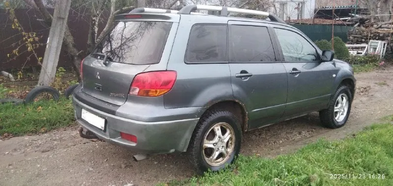 Продам mitsubishi outlander 2003год на полном ходу, но есть куда приложить руки. 2.4 газ/бензин, работает четко, без пинков. резина зима, 2 ключа, полное переоформление осмотр мариуполь левый берег. цена 450 тыс, +7 949 5740604 📲 tg: евгений 📞 звоните: +7(949)5740604 - фотография - 4