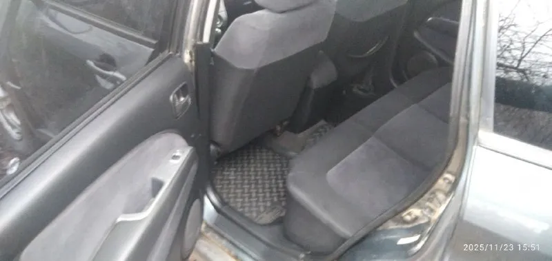 Продам mitsubishi outlander 2003год на полном ходу, но есть куда приложить руки. 2.4 газ/бензин, работает четко, без пинков. резина зима, 2 ключа, полное переоформление осмотр мариуполь левый берег. цена 450 тыс, +7 949 5740604 📲 tg: евгений 📞 звоните: +7(949)5740604 - фотография - 7