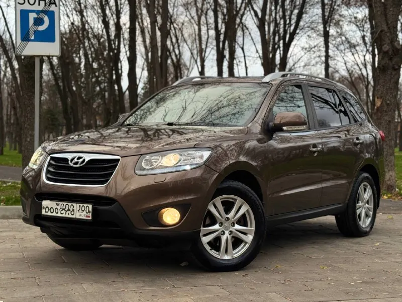 Тел. +7 продам hyundai santa fe 2011г. в идеальном состоянии! по автомобилю делать ничего не надо!!... - фотография