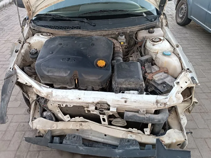 В продаже приора2 2016г под восстановление после дтп, комплектация без кондиционера объем двигателя 1,6 16 кл. с документами всё в порядке, юридически чиста, полное переоформление на вас +79490021215 📞 звоните: +7(949)0021215 - фотография - 5