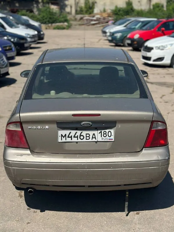 Марка: ford модель: focus год выпуска: 2004 пробег: 84 000 миль объём двигателя: 2.0 кпп: автоматическая тип двигателя: бензиновый привод: передний цена: 250 000 рублей. номера телефонов для связи: +7 (949) 329-03-29 +7 (949) 308-75-81 - фотография - 6