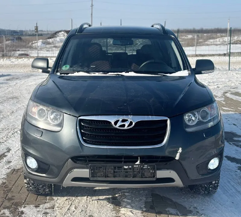 Хундай санта-фе 2.2дизель механика 250.000 пробег 2011 год выпуска автомобиль в родном окрасе. весь обслужен от а до я. оригинальный пробег. один хозяин. автотека зеленая. готов на любые проверки. мариуполь. звоните или пишите +79497131739 📲 tg: @tima_gnidin 📞 звоните: +7(949)7131739 - фотография - 2