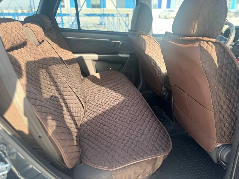 Хундай санта-фе 2.2дизель механика 250.000 пробег 2011 год выпуска автомобиль в родном окрасе. весь обслужен от а до я. оригинальный пробег. один хозяин. автотека зеленая. готов на любые проверки. мариуполь. звоните или пишите +79497131739 📲 tg: @tima_gnidin 📞 звоните: +7(949)7131739 - фотография - 8