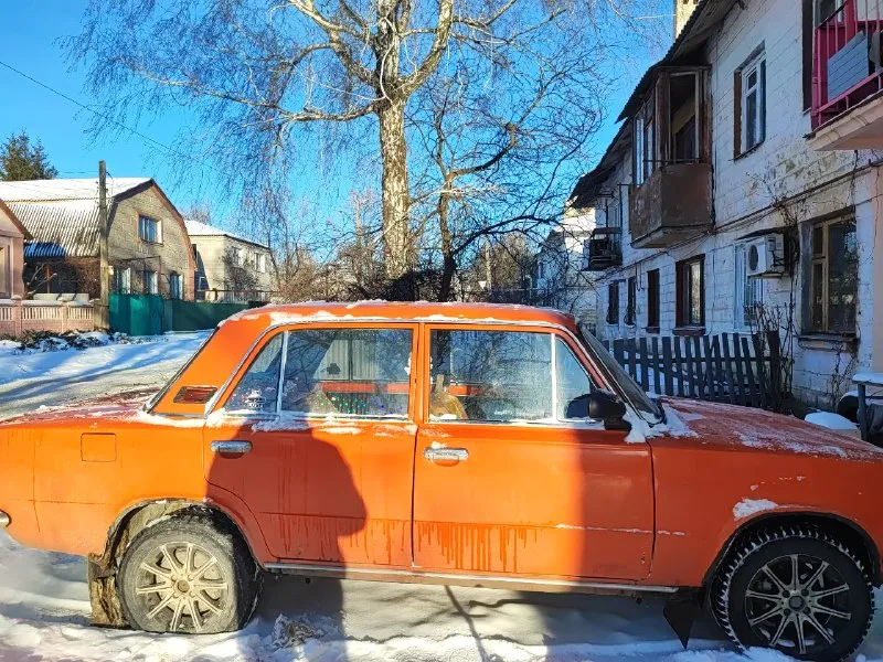 Продам 21011, 1971. побег 26т цена: 50 учёт днр, без глупых вопросов музыка, новый аккум, почти полностью сделана новая ходовая, новый карб. тел: +79494713880 макеевка, миси 📞 звоните: +7(949)4713880 - фотография - 3