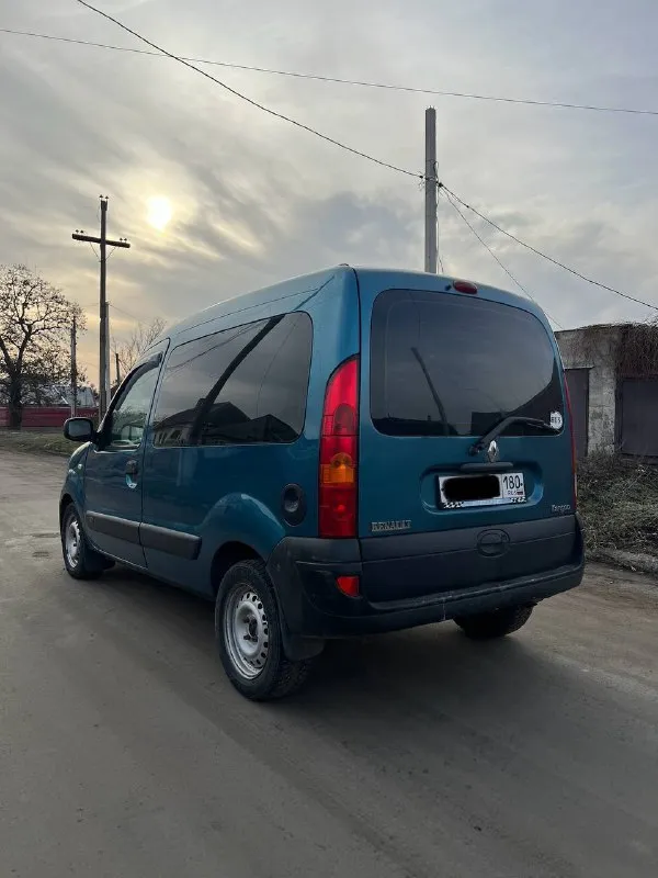 В продаже renault kangoo 2007г 1.4 бензин пробег 275т 3 владельца по птс. продажа от собственника, машина семейная, длительное время в одних руках. состояние авто хорошее, на полном ходу осмотр мариуполь-донецк( возможно и др города по договоренности ) цена 511 торг! телефон для связи +79496370012 - фотография - 5
