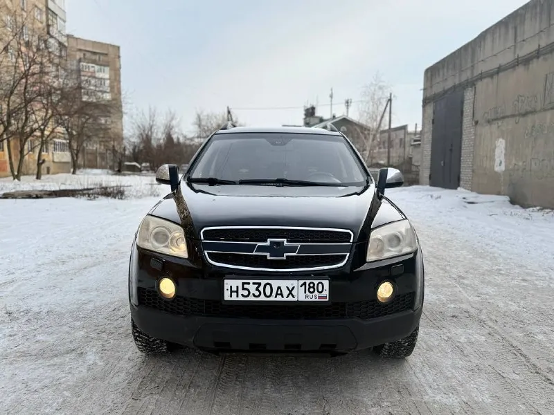 ✅🔥 chevrolet captiva🔥 ✅ цена - 880 тысяч рублей. возможен обмен ✅ обьем - 2.4 атмосферник ✅ коробка - автомат ✅ пробег - 240 тысяч ✅ год выпуска - 2008 ✅ привод - полный ✅ комплектация - максимальная, полноценный задний ряд, автомобиль 7-ми местный, климат контроль, автохолд, датчик света, датчик дождя, автоскладывание зеркал, подогревы сидений, абс, esp, помощь при спуске с горы, круиз контроль, электро стеклоподъемники, кожаный салон, мультируль, хорошая акустика на андроиде, камера заднего вида. ✅ состояние превосходное, вложений никаких от слова совсем, ходовая, привода, тормоза, полностью все новое обслужена от и до. по электрике никаких ошибок, коробка с мотором работают идеально без лишних звуков и пинков. документы кристально чистые, любой вид оформления. торг имеется реальным покупателям. ✅ контакты — +7(949) 315-53-78 феникс +7(993)448-20-03 телеграм, ватсап 📞 звоните: +7(949)3155378 - фотография - 3