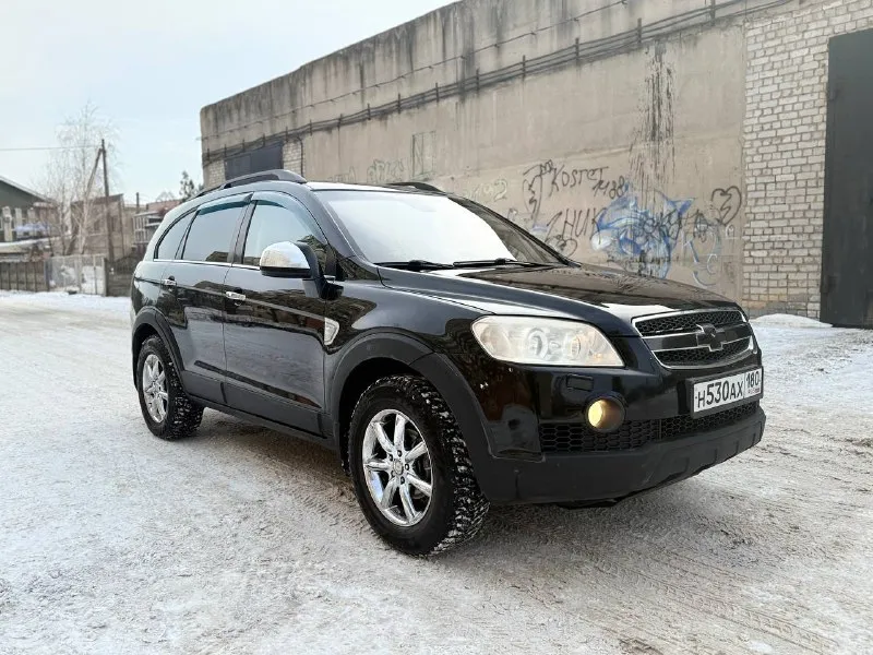 ✅🔥 chevrolet captiva🔥 ✅ цена - 880 тысяч рублей. возможен обмен ✅ обьем - 2.4 атмосферник ✅ коробка - автомат ✅ пробег - 240 тысяч ✅ год выпуска - 2008 ✅ привод - полный ✅ комплектация - максимальная, полноценный задний ряд, автомобиль 7-ми местный, климат контроль, автохолд, датчик света, датчик дождя, автоскладывание зеркал, подогревы сидений, абс, esp, помощь при спуске с горы, круиз контроль, электро стеклоподъемники, кожаный салон, мультируль, хорошая акустика на андроиде, камера заднего вида. ✅ состояние превосходное, вложений никаких от слова совсем, ходовая, привода, тормоза, полностью все новое обслужена от и до. по электрике никаких ошибок, коробка с мотором работают идеально без лишних звуков и пинков. документы кристально чистые, любой вид оформления. торг имеется реальным покупателям. ✅ контакты — +7(949) 315-53-78 феникс +7(993)448-20-03 телеграм, ватсап 📞 звоните: +7(949)3155378 - фотография - 4
