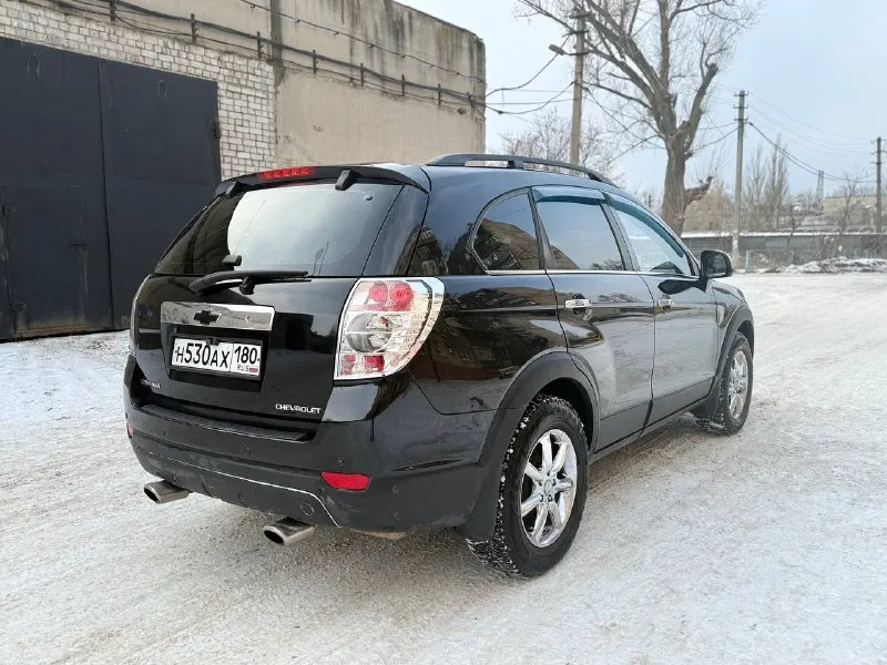 ✅🔥 chevrolet captiva🔥 ✅ цена - 880 тысяч рублей. возможен обмен ✅ обьем - 2.4 атмосферник ✅ коробка - автомат ✅ пробег - 240 тысяч ✅ год выпуска - 2008 ✅ привод - полный ✅ комплектация - максимальная, полноценный задний ряд, автомобиль 7-ми местный, климат контроль, автохолд, датчик света, датчик дождя, автоскладывание зеркал, подогревы сидений, абс, esp, помощь при спуске с горы, круиз контроль, электро стеклоподъемники, кожаный салон, мультируль, хорошая акустика на андроиде, камера заднего вида. ✅ состояние превосходное, вложений никаких от слова совсем, ходовая, привода, тормоза, полностью все новое обслужена от и до. по электрике никаких ошибок, коробка с мотором работают идеально без лишних звуков и пинков. документы кристально чистые, любой вид оформления. торг имеется реальным покупателям. ✅ контакты — +7(949) 315-53-78 феникс +7(993)448-20-03 телеграм, ватсап 📞 звоните: +7(949)3155378 - фотография - 5