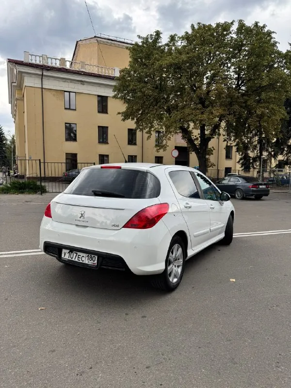 Продаю peugeot 308 2012г, 1.6 at, пробег 211000, к машине относился бережно, замена масла каждые 7-8к. км, по двигателю никаких проблем нет как и по коробке, в целом машина в хорошем тех. состоянии, есть небольшие недочеты по кузову но ничего критичного, на порогах коррозия, в комплект отдам зимнюю резину r16 205/55(отходила один сезон), стоит автозапуск(pandora) за более подробной информацией обращайтесь в лс или по телефону +79498460026 автомобиль находится в г. макеевка цена: 579 000₽ торг присутствует 📞 звоните: +7(949)8460026 - фотография - 2